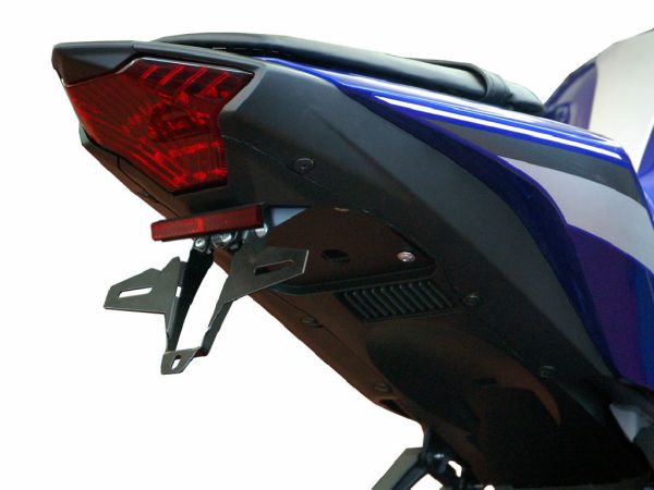 Porta matrícula IQ4 para la Yamaha R3 | MT-03 (2015-2024)