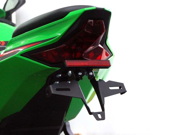 Soporte de matrícula IQ4 para Kawasaki ZX-4RR (2024-2025)